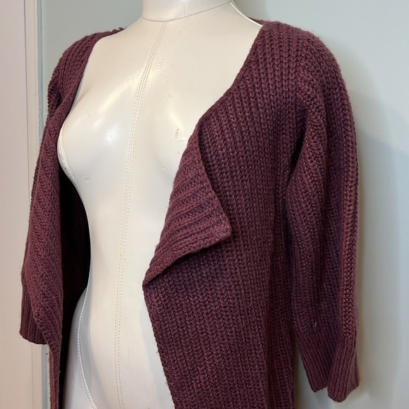 Women’s quarter sleeve cardigan - Picture 2 of 6